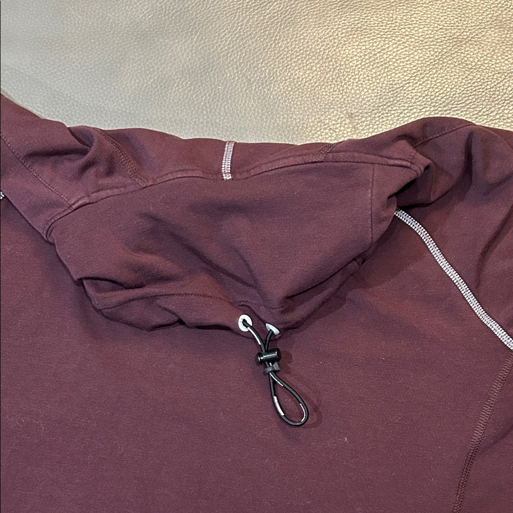 Nike Burgundy Dri Fit LongSleeve Top. Size M. EUC - Picture 3 of 6